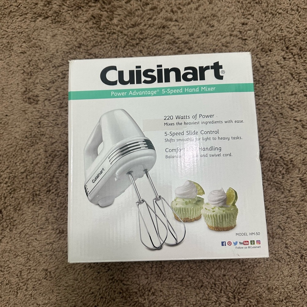 Cuisinart Power Advantage Hand Mixer - White Brand New
